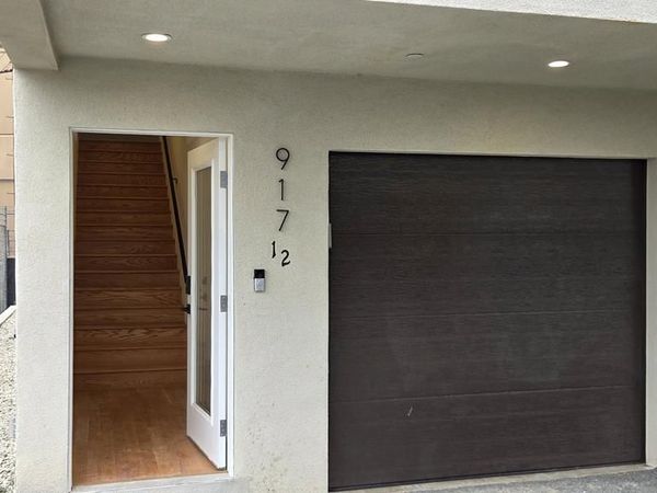 917 N Ridgewood Place, Los Angeles, CA 90038