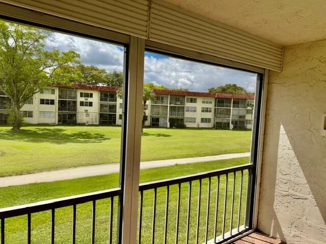 8940 S Hollybrook Boulevard, Unit 208, Pembroke Pines, FL 33025 Photo