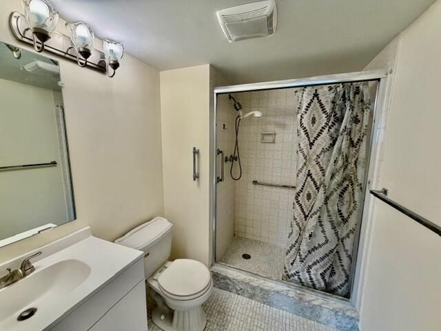 8940 S Hollybrook Boulevard, Unit 208, Pembroke Pines, FL 33025 Photo