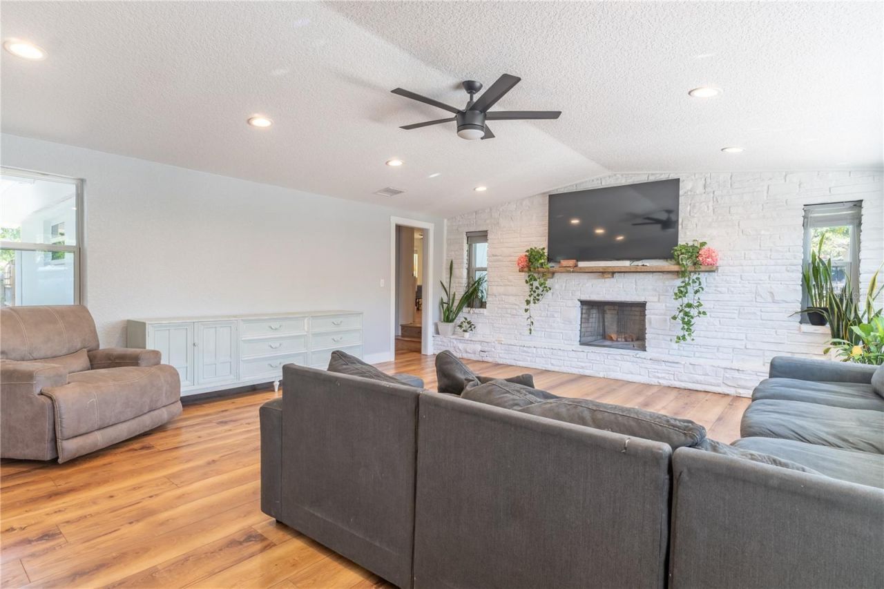 12705 Park Boulevard, Seminole, FL 33776 Photo
