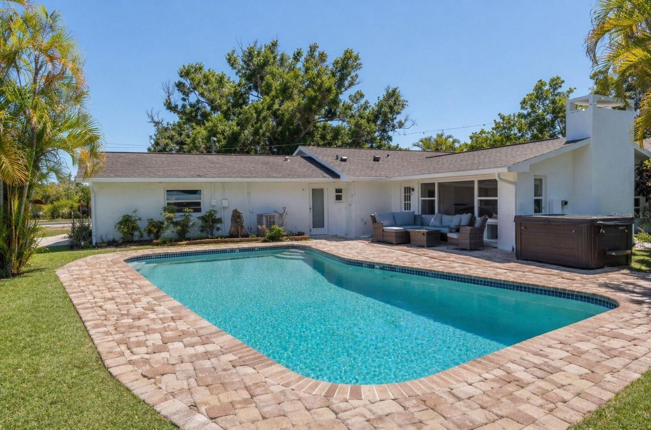 12705 Park Boulevard, Seminole, FL 33776 Photo