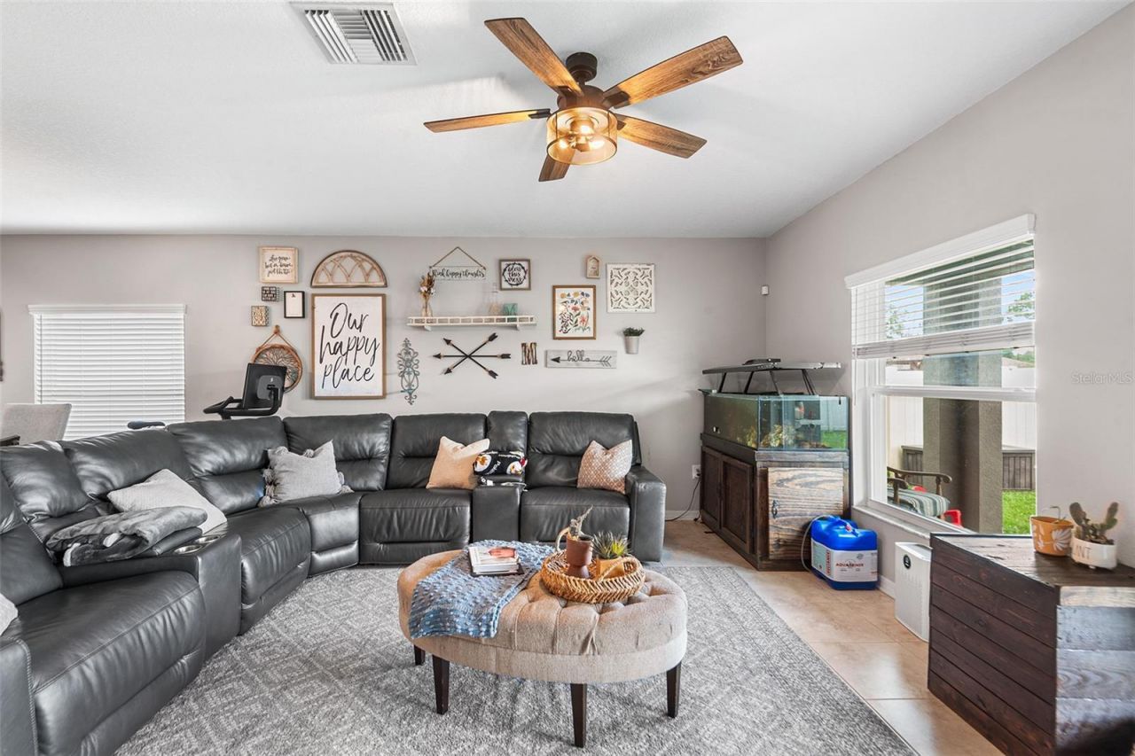 12960 Conquistador Loop, Spring Hill, FL 34610 Photo