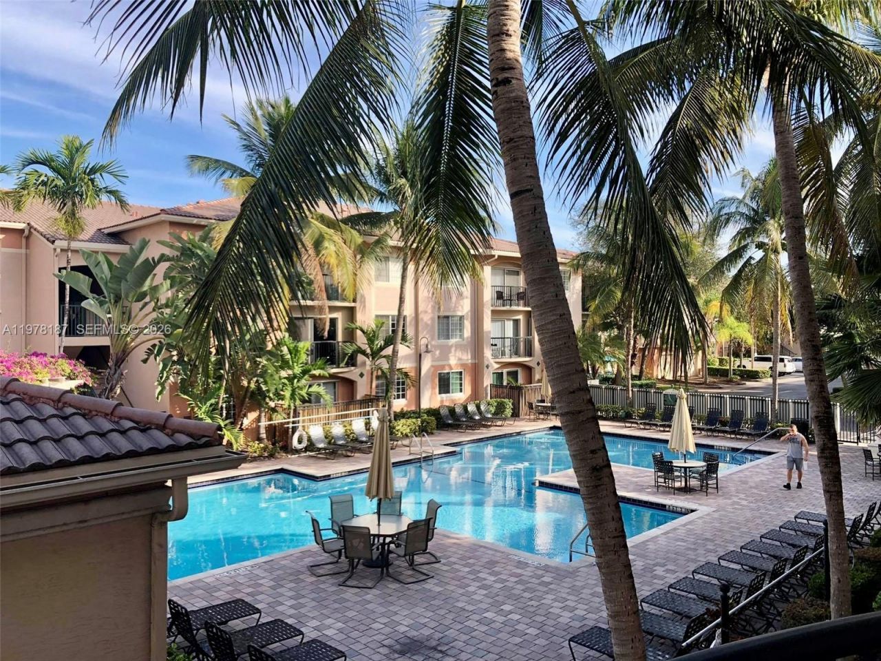 2107 SE 10th Ave, Unit 833, Fort Lauderdale, FL 33316 Photo