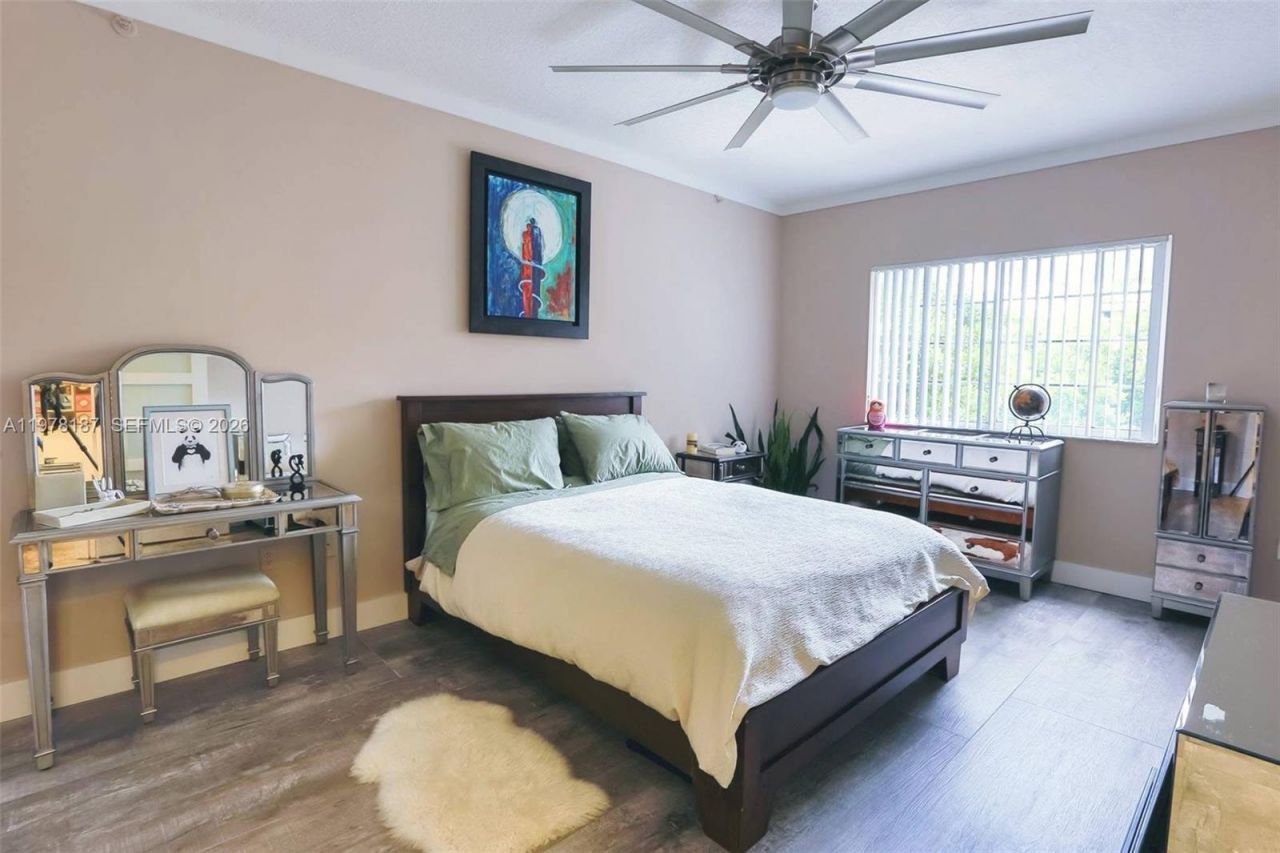 2107 SE 10th Ave, Unit 833, Fort Lauderdale, FL 33316 Photo