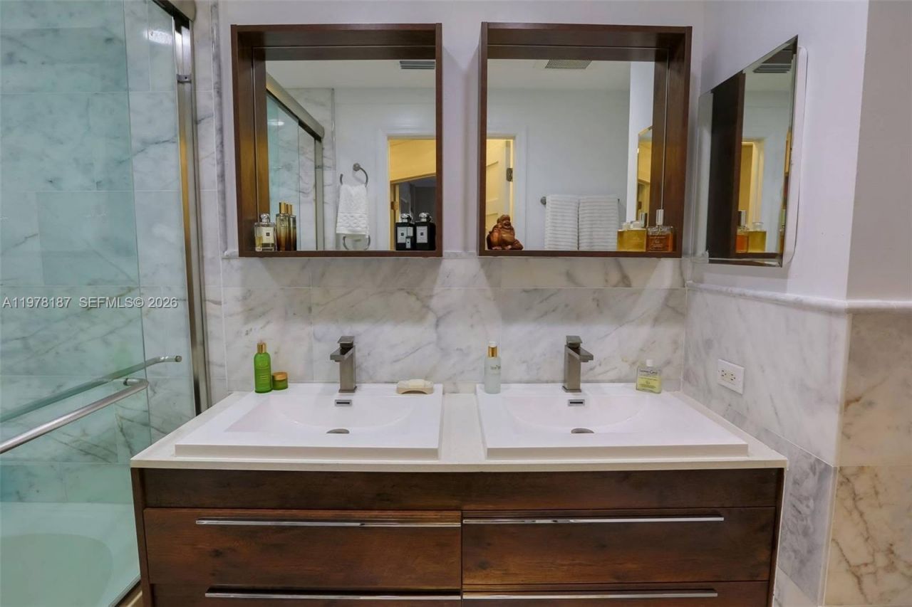 2107 SE 10th Ave, Unit 833, Fort Lauderdale, FL 33316 Photo