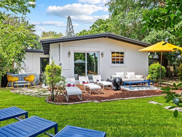 2860 SW 13th Ct, Fort Lauderdale, FL 33312