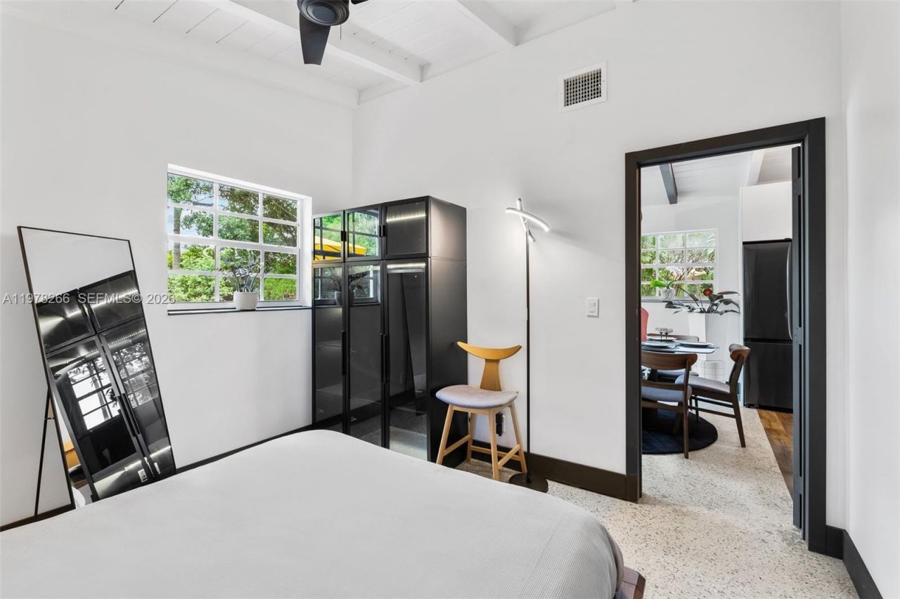 2860 SW 13th Ct, Fort Lauderdale, FL 33312 Photo