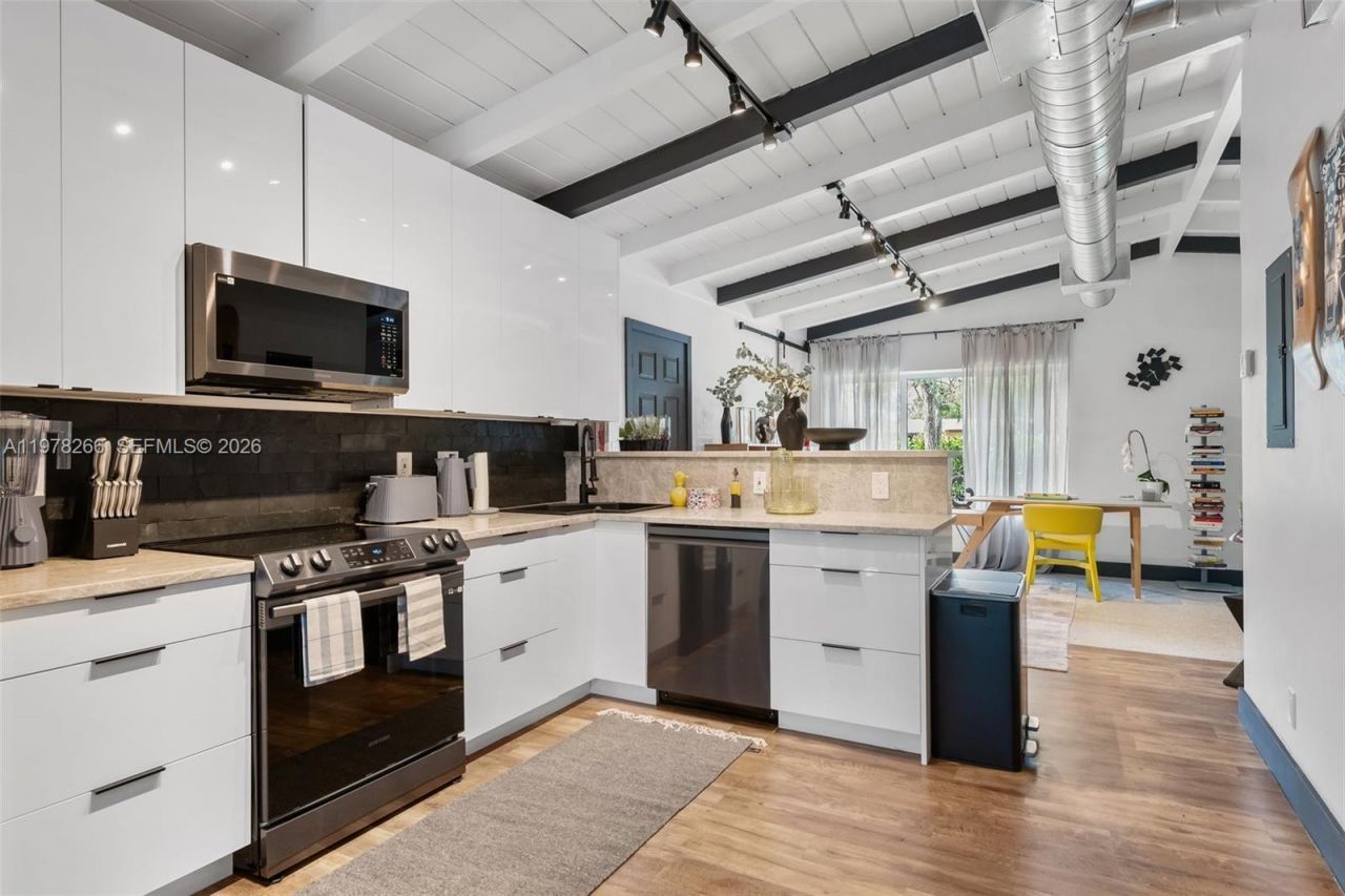 2860 SW 13th Ct, Fort Lauderdale, FL 33312 Photo