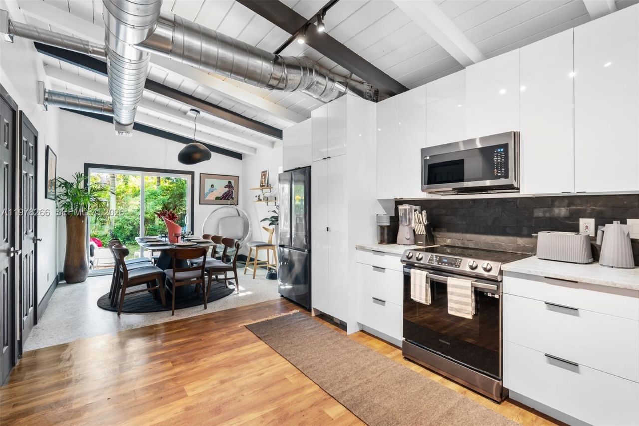 2860 SW 13th Ct, Fort Lauderdale, FL 33312 Photo