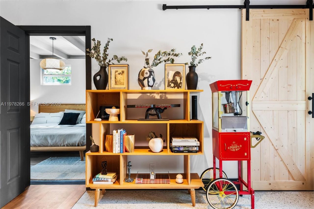 2860 SW 13th Ct, Fort Lauderdale, FL 33312 Photo