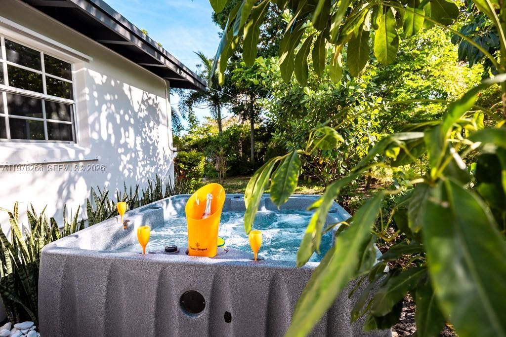 2860 SW 13th Ct, Fort Lauderdale, FL 33312 Photo