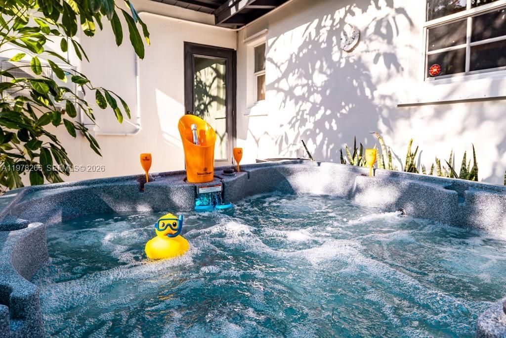 2860 SW 13th Ct, Fort Lauderdale, FL 33312 Photo