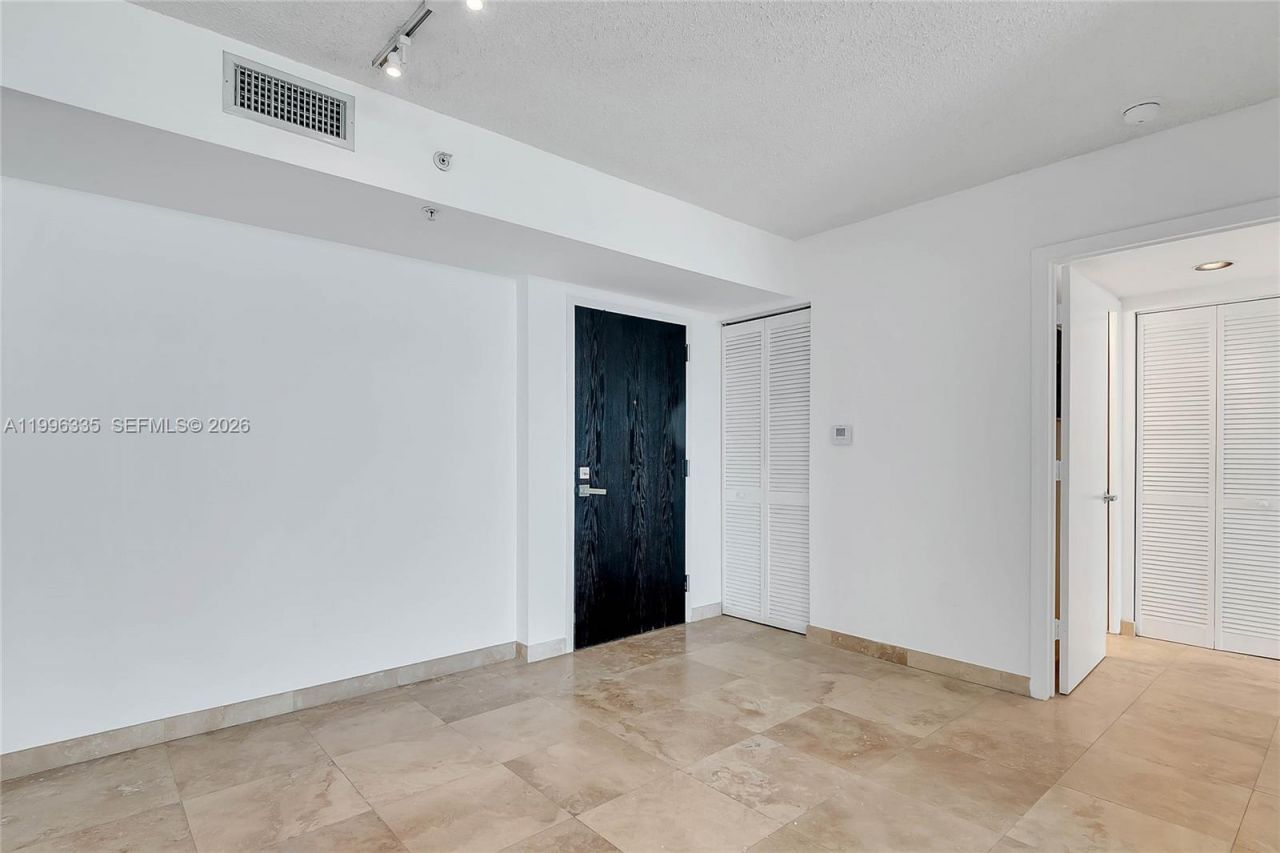 90 Alton Rd, Unit 1409, Miami Beach, FL 33139 Photo