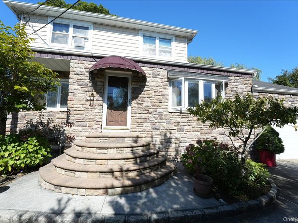 368 Merrifield Avenue, Oceanside, NY 11572