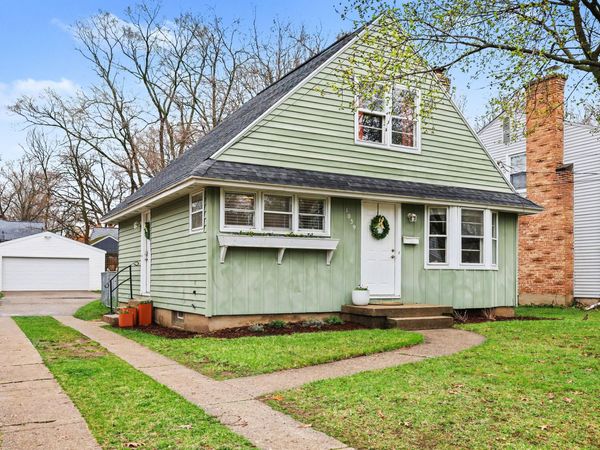 1039 Ottillia Street SE, Grand Rapids, MI 49507