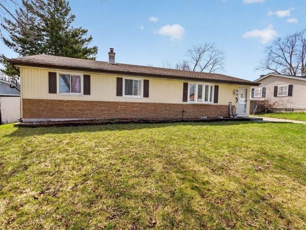 8091 N Pingree AVENUE, Milwaukee, WI 53224