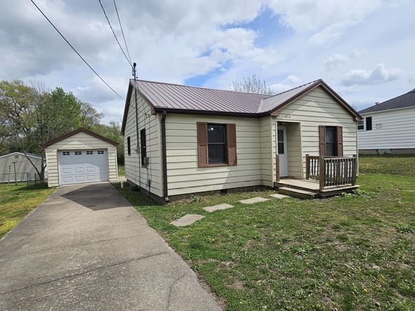 1514 S Morris Street, Mexico, MO 65265