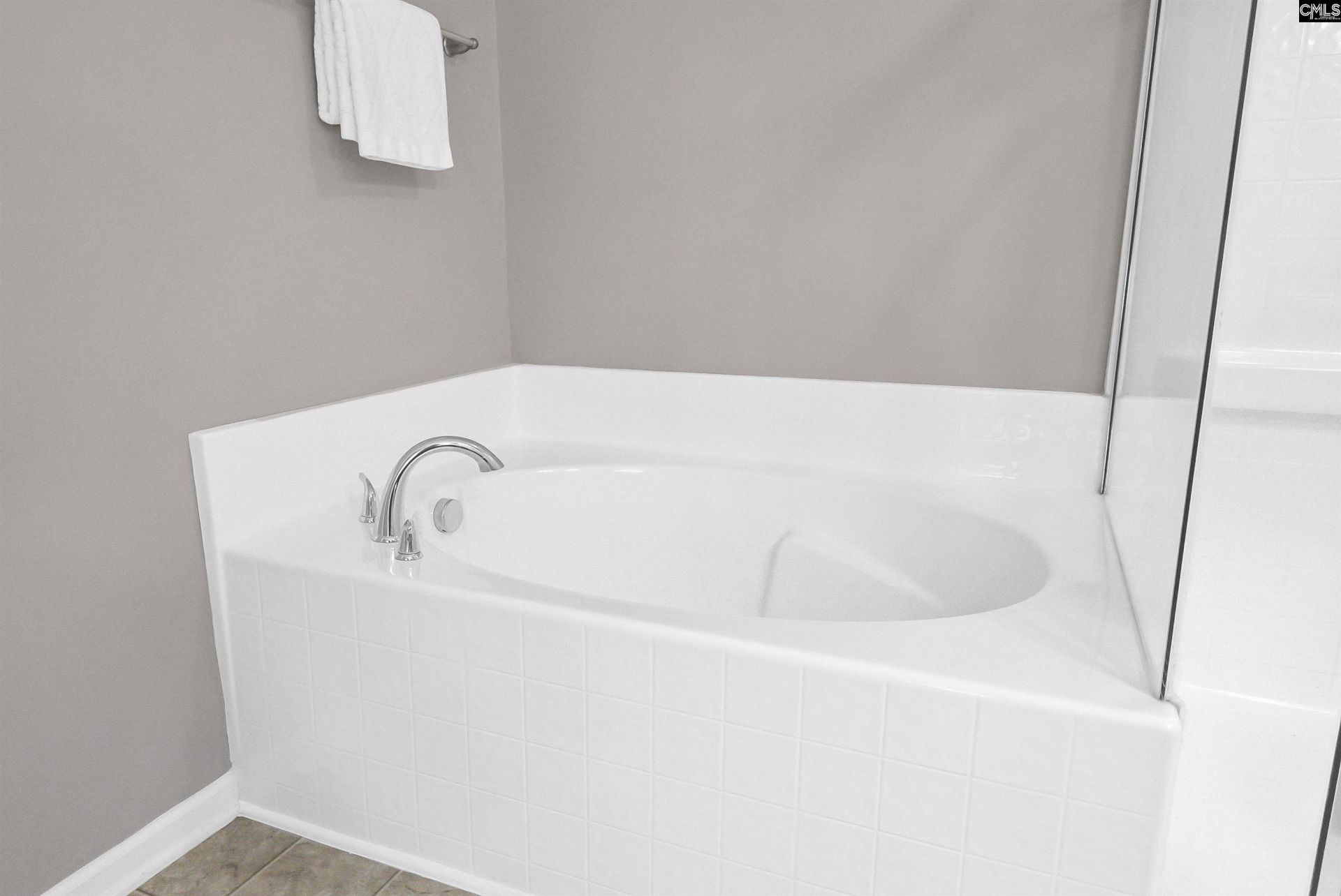 162 Wingspan Way  Photo 18