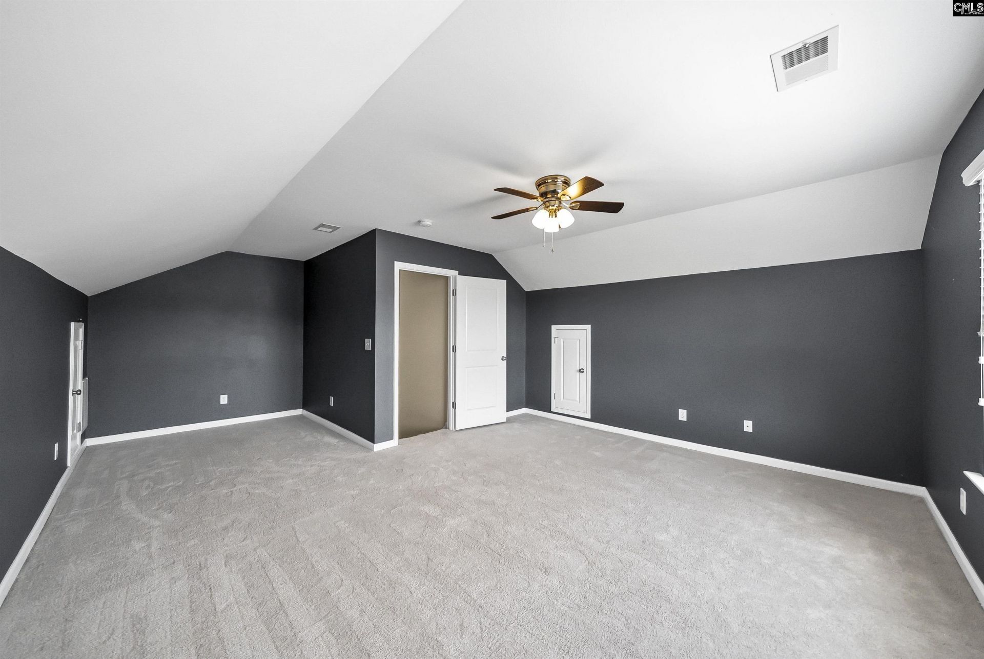162 Wingspan Way Photo 38