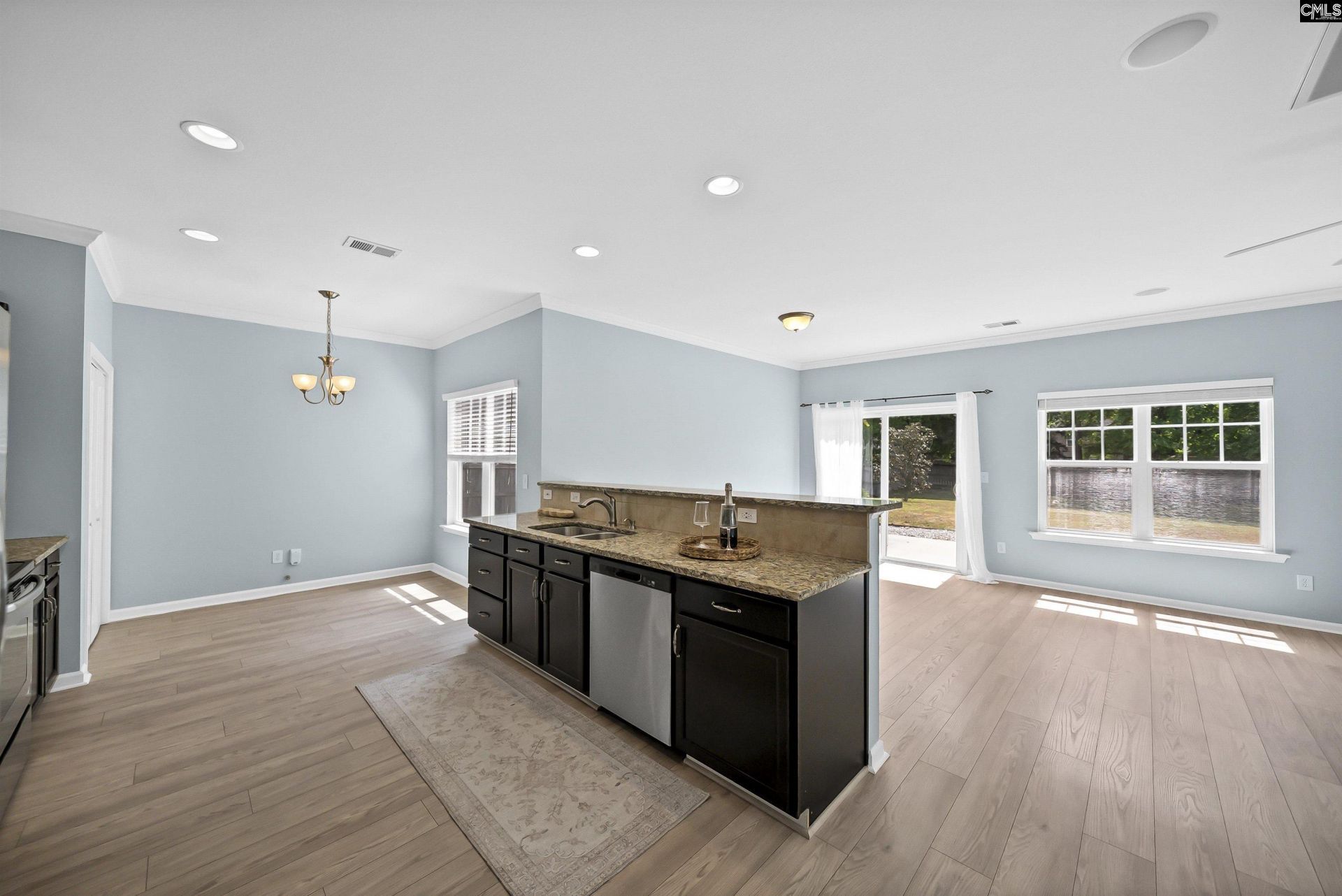 162 Wingspan Way  Photo 9