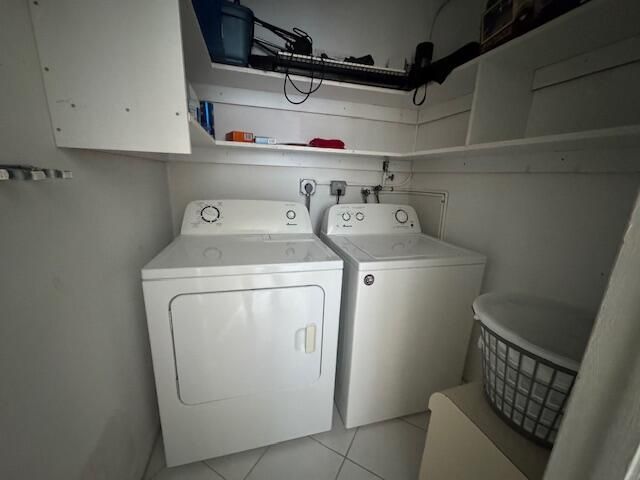 107 Flanders, Delray Beach, FL 33484 Photo