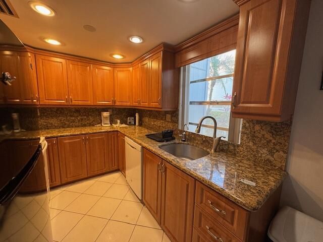 107 Flanders, Delray Beach, FL 33484 Photo