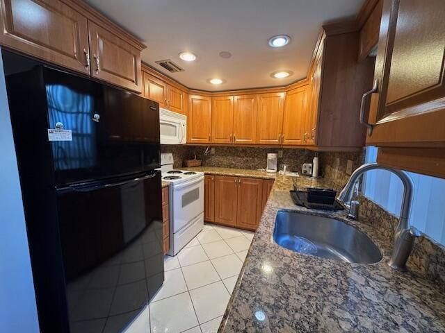 107 Flanders, Delray Beach, FL 33484 Photo