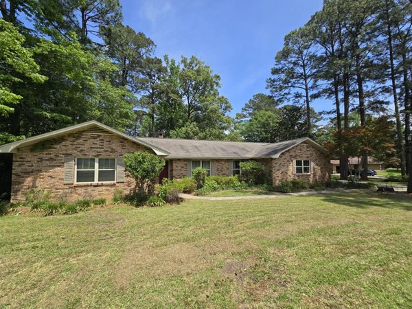1603 Church St., Columbia, MS 39429