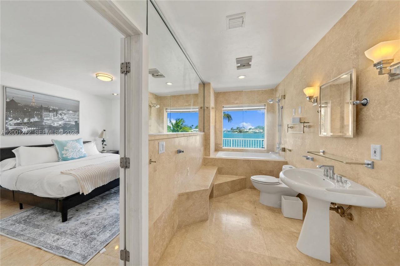 1575 Stillwater Dr, Miami Beach, FL 33141 Photo