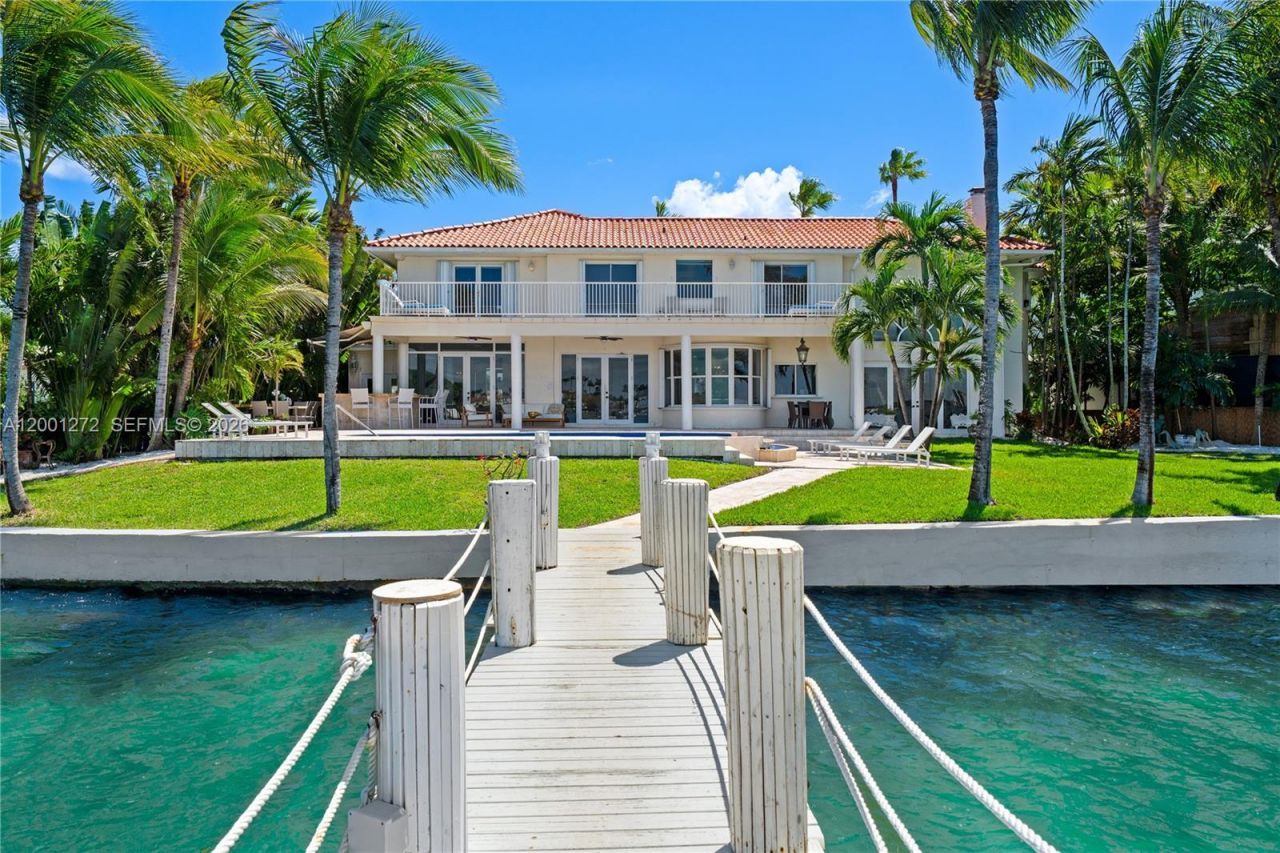 1575 Stillwater Dr, Miami Beach, FL 33141 Photo