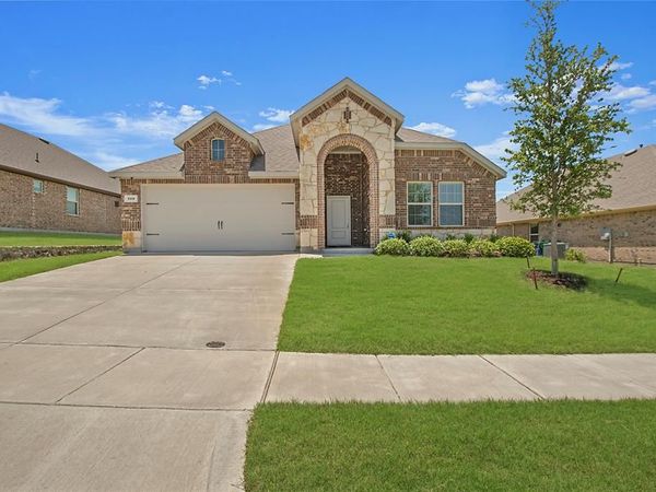 219 Spirehaven Drive, Fate, TX 75087