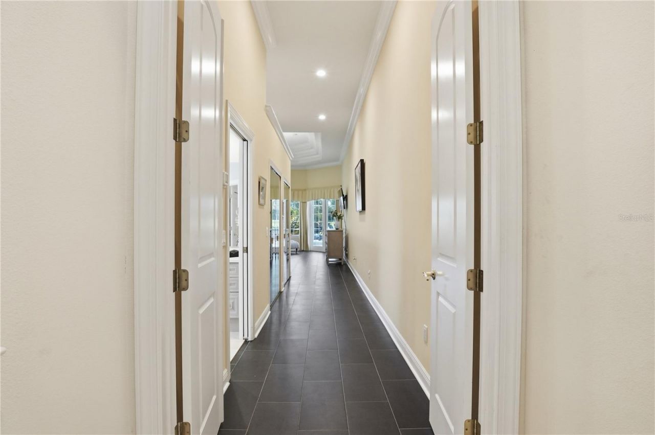 402 Macewen Drive, Osprey, FL 34229 Photo