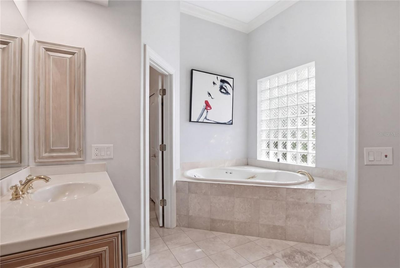 402 Macewen Drive, Osprey, FL 34229 Photo