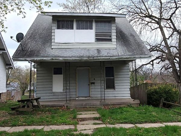 117 N Gunnison Street, Burlington, IA 52601