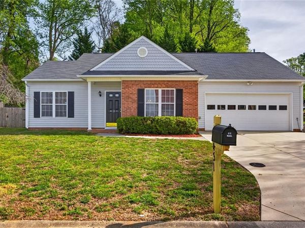 431 Overbrook Meadow Court, Kernersville, NC 27284