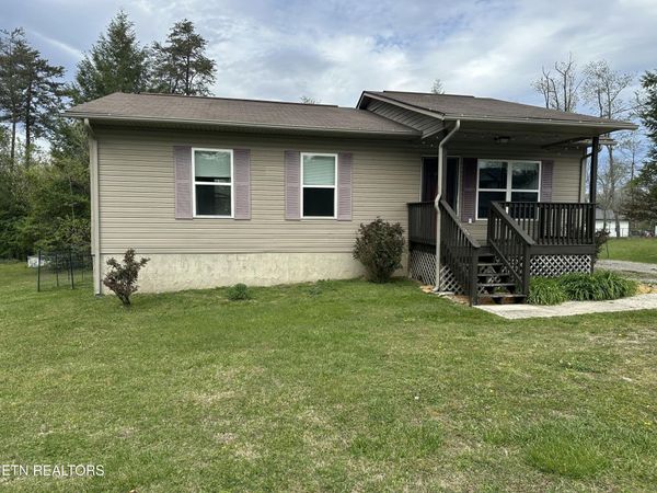544 Iris Circle, Crossville, TN 38555