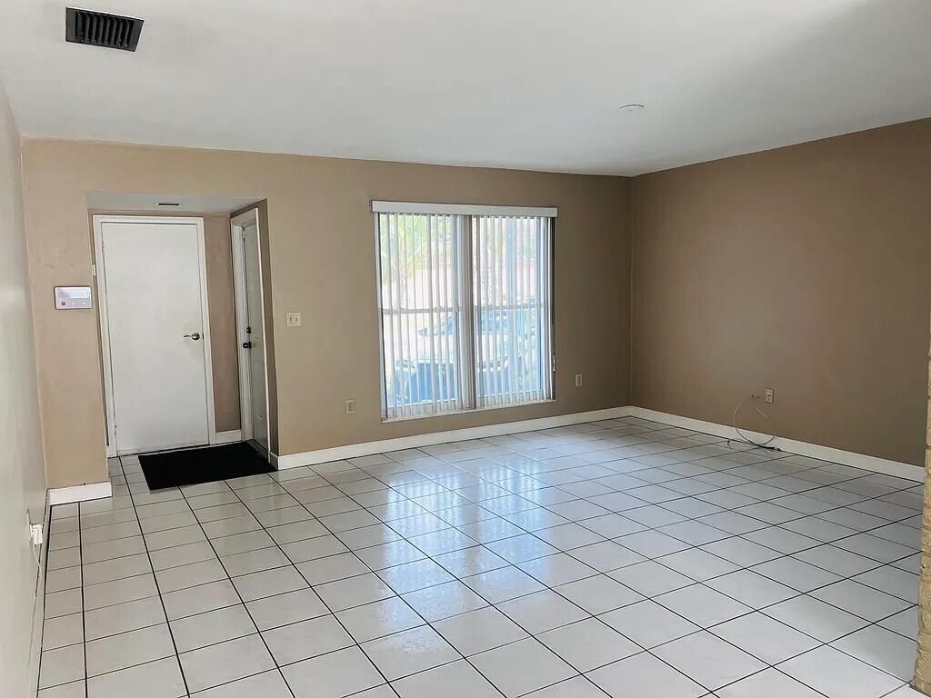 8136 NW 21st Court, Sunrise, FL 33322 Photo