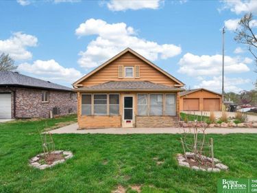 5420 S 49 Avenue , Omaha, NE 68117