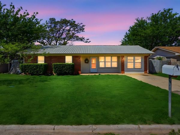 1511 D Street, Snyder, OK 73566