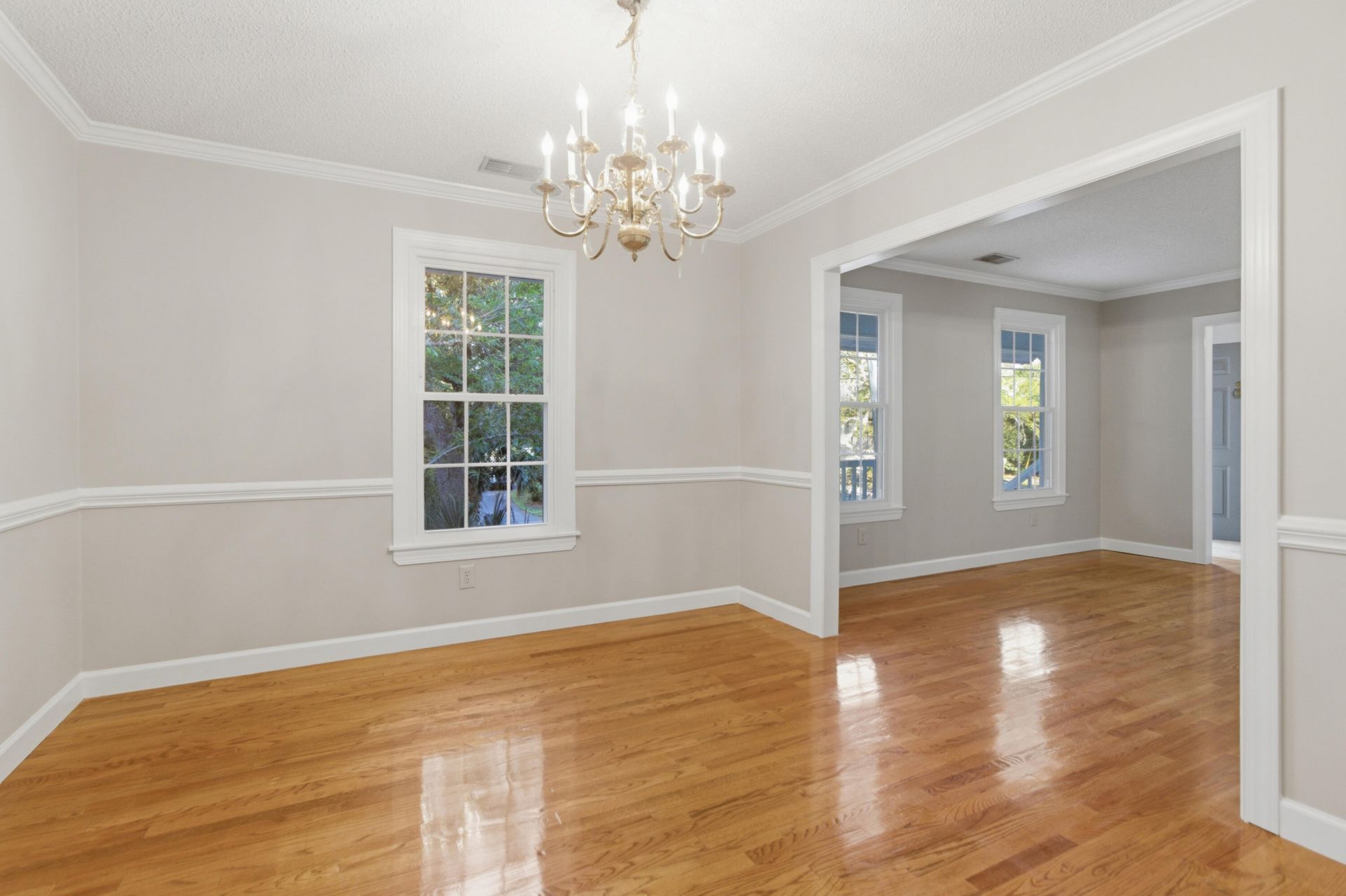 32 32nd Avenue Photo 10