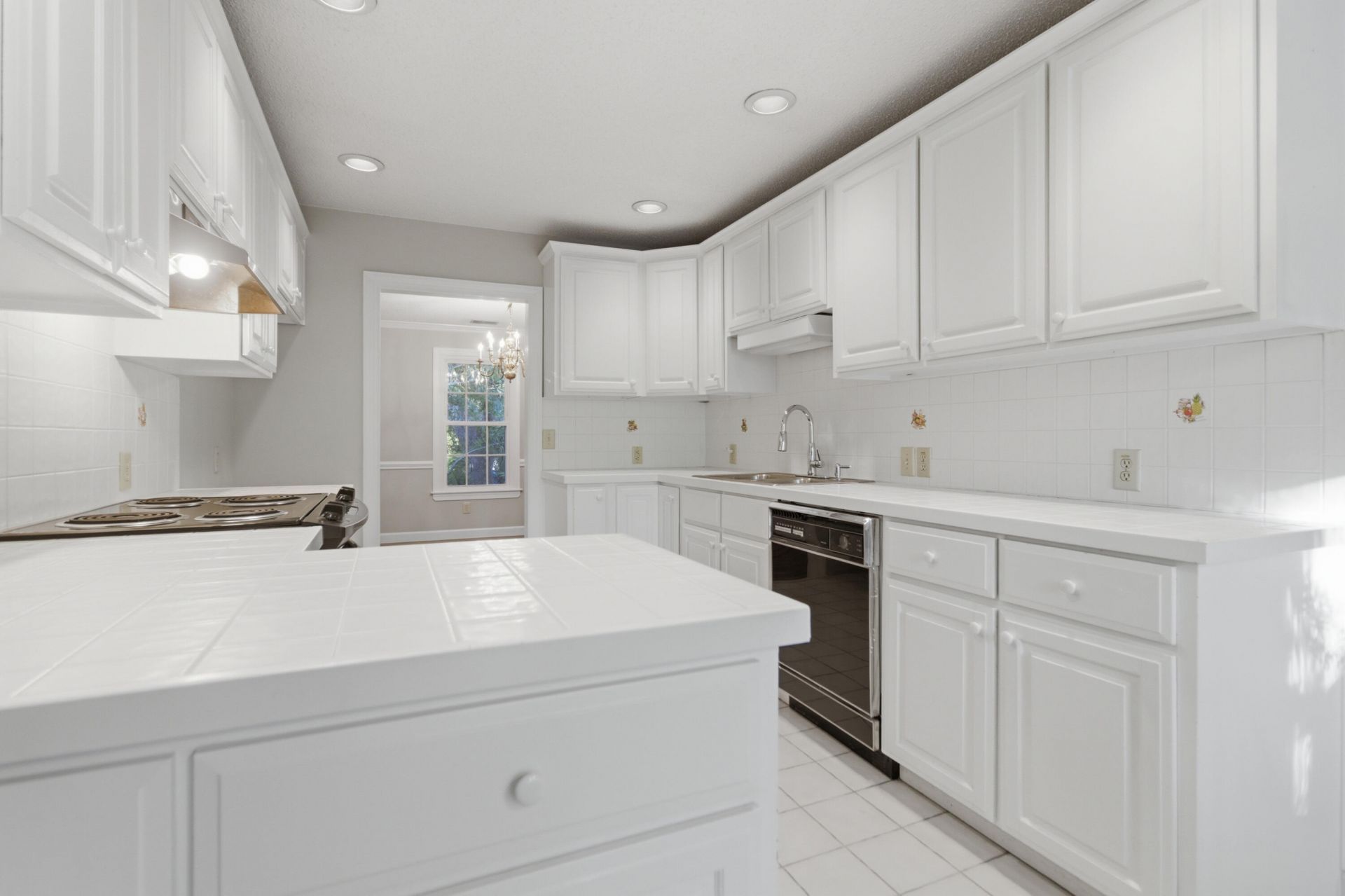 32 32nd Avenue Photo 13