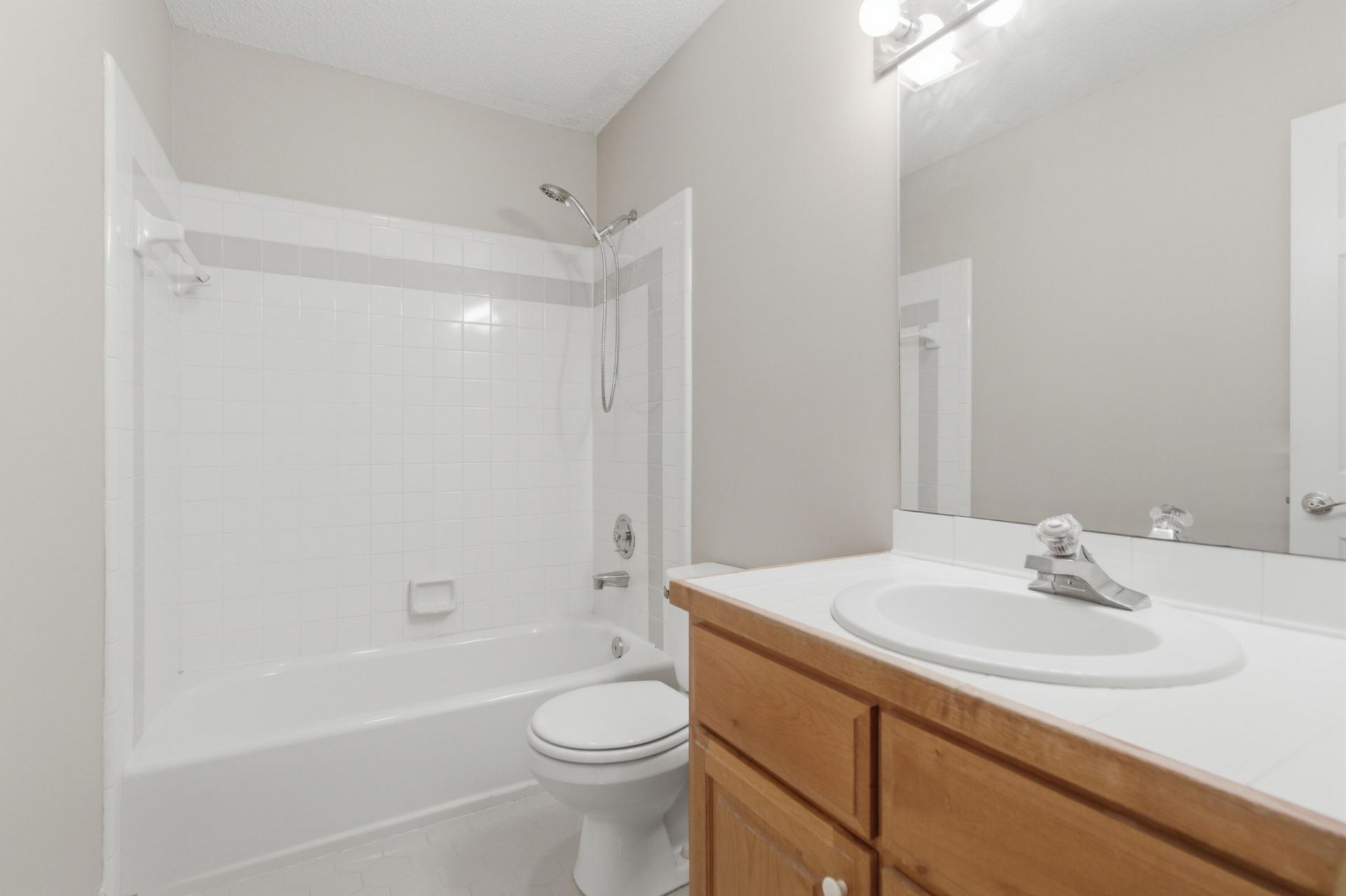 32 32nd Avenue Photo 19