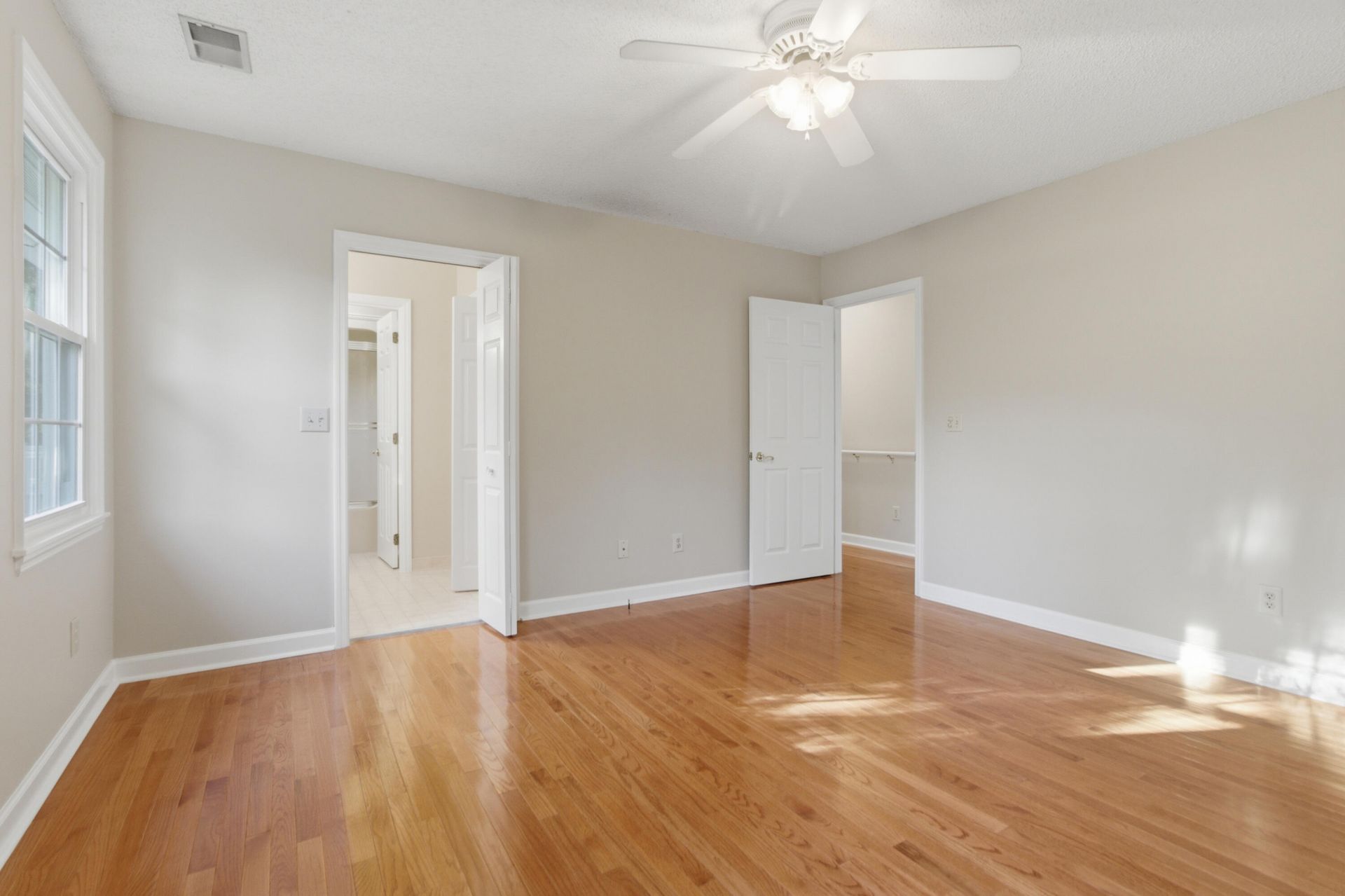 32 32nd Avenue Photo 25