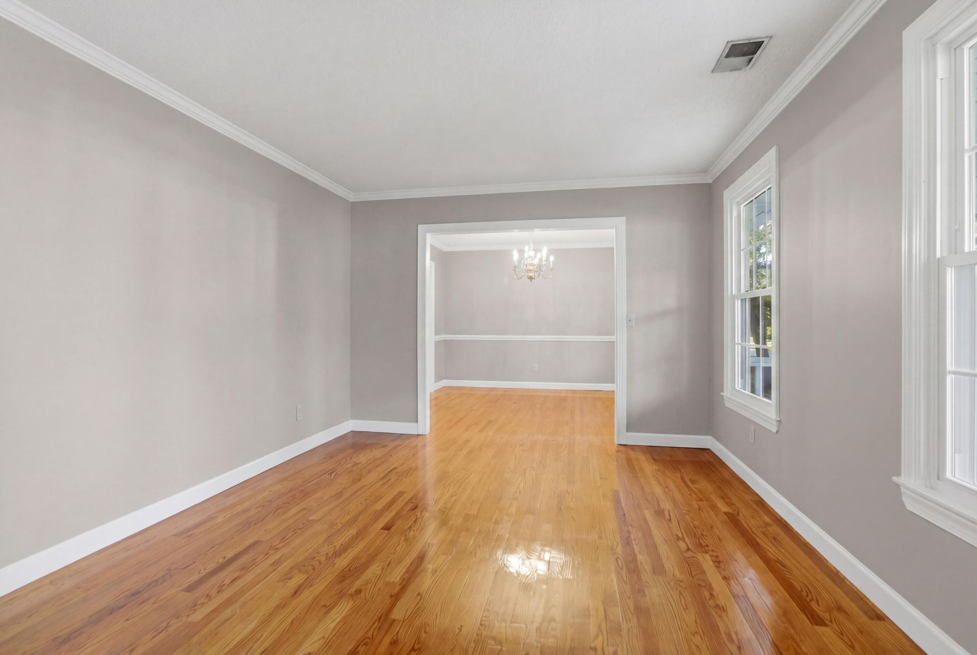 32 32nd Avenue Photo 7