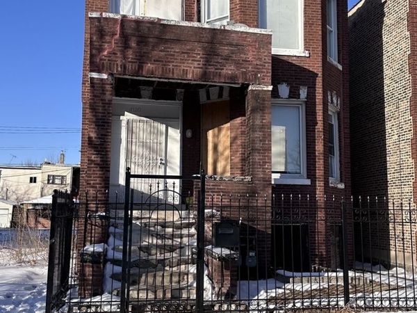 4120 W Gladys Avenue , Chicago, IL 60624
