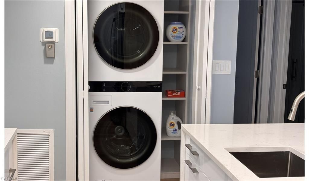 300 Park Shore Dr, Unit 1B, Naples, FL 34103 Photo