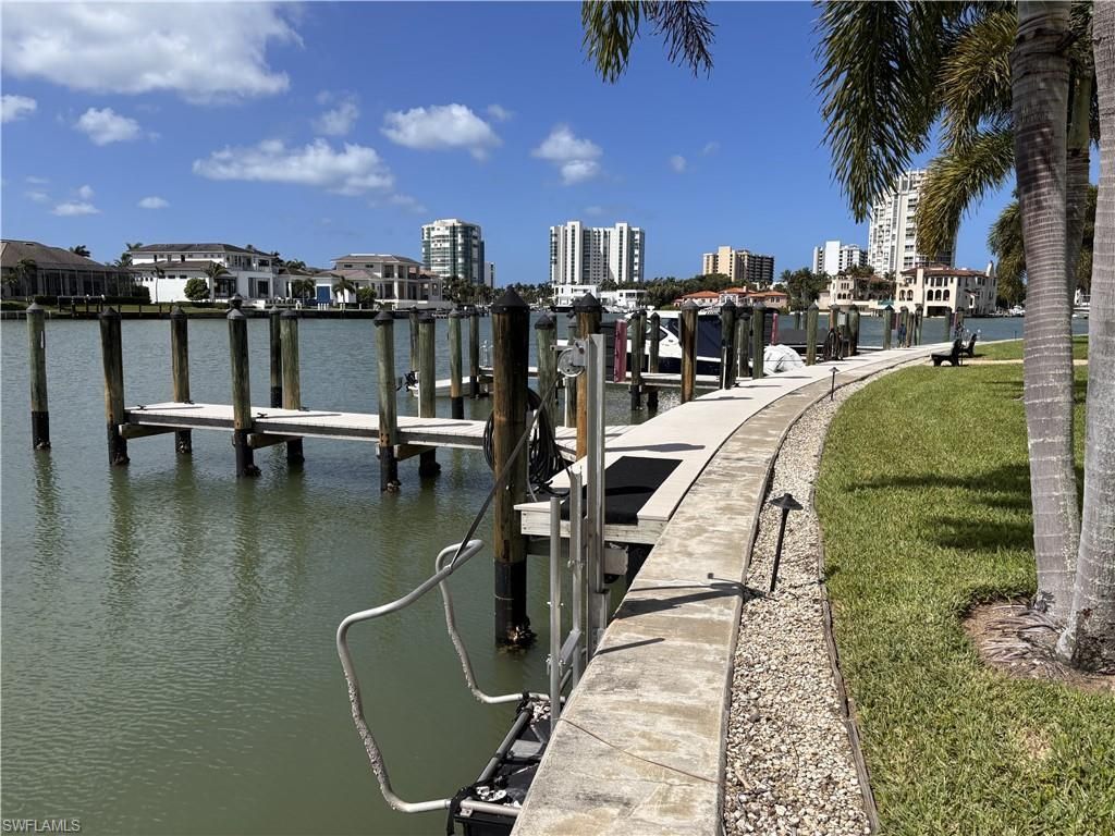 300 Park Shore Dr, Unit 1B, Naples, FL 34103 Photo