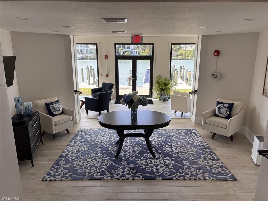 300 Park Shore Dr, Unit 1B, Naples, FL 34103 Photo