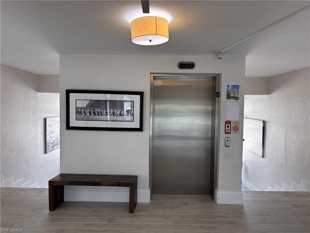 300 Park Shore Dr, Unit 1B, Naples, FL 34103 Photo