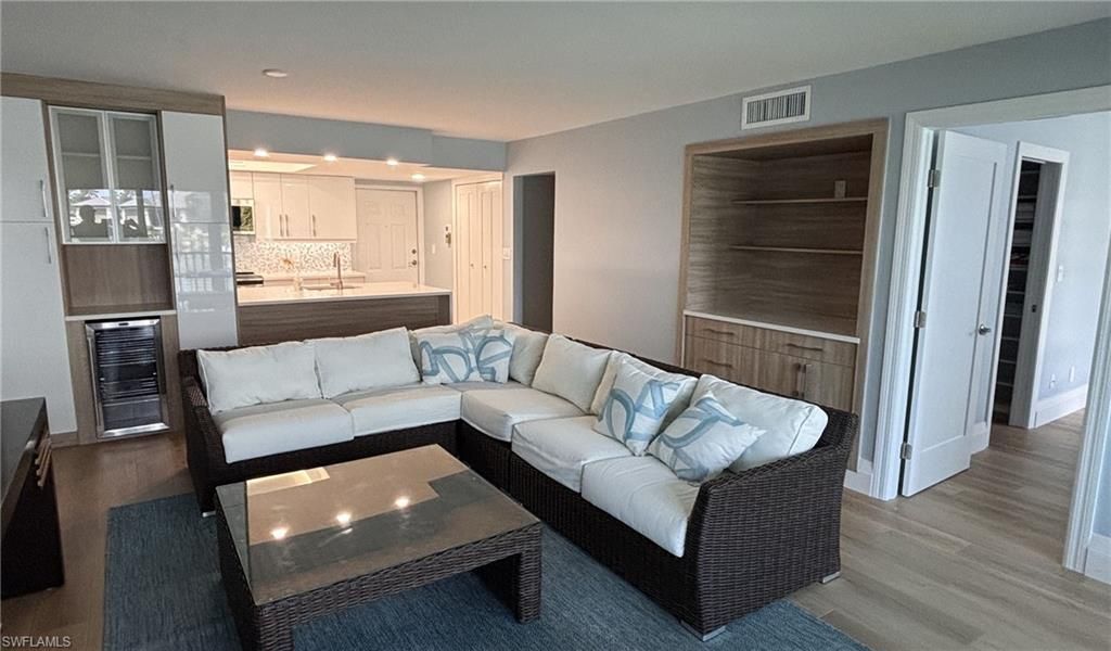 300 Park Shore Dr, Unit 1B, Naples, FL 34103 Photo